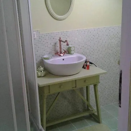La Casa Di Milady Bed & Breakfast Genzano di Roma